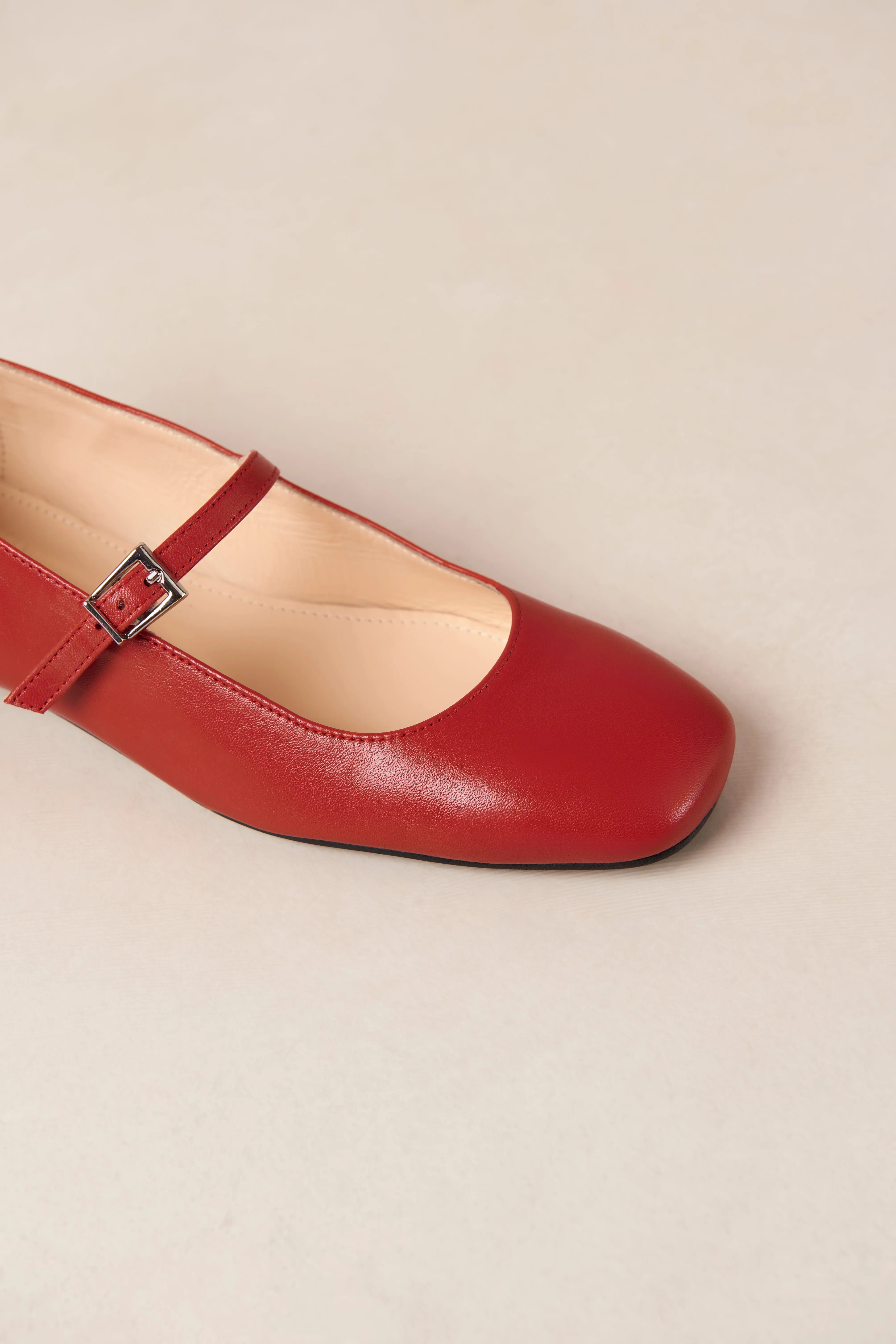 Por Do Sol Leather Ballet Flats - Red